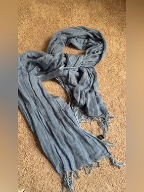 2Chic Luxury Viscose Linen Blend Scarf Excellent Condition Wrap lagenlook beach
